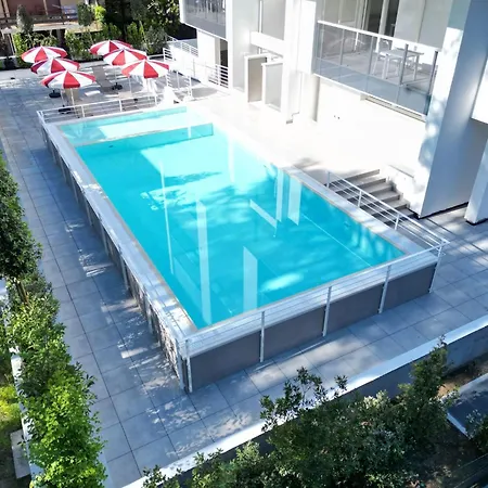 Pool Flat 400m From 아파트 *