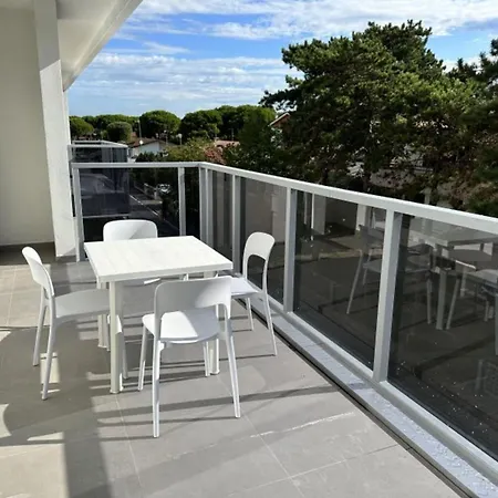 아파트 Pool Flat 400m From