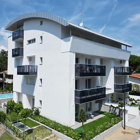 아파트 Pool Flat 400m From