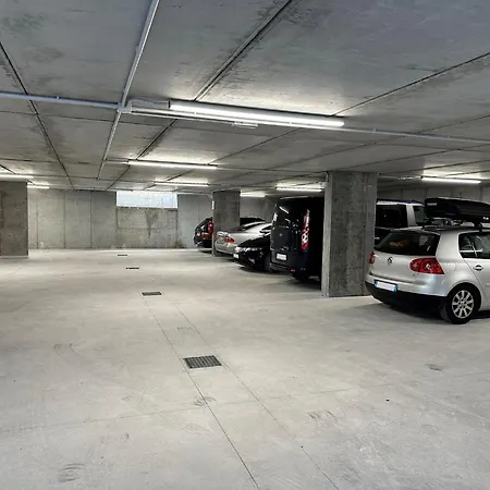 아파트 Pool Flat 400m From